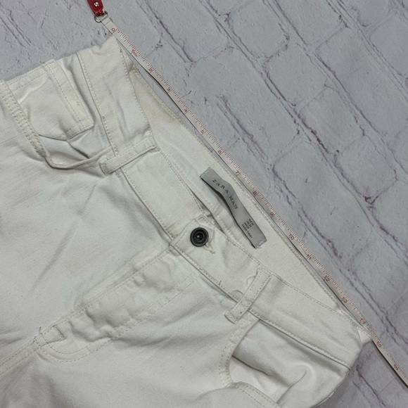 ZARA MAN Men's White Distressed skinny stretch Jeans floral appliqué size 32 GUC - Picture 5 of 15